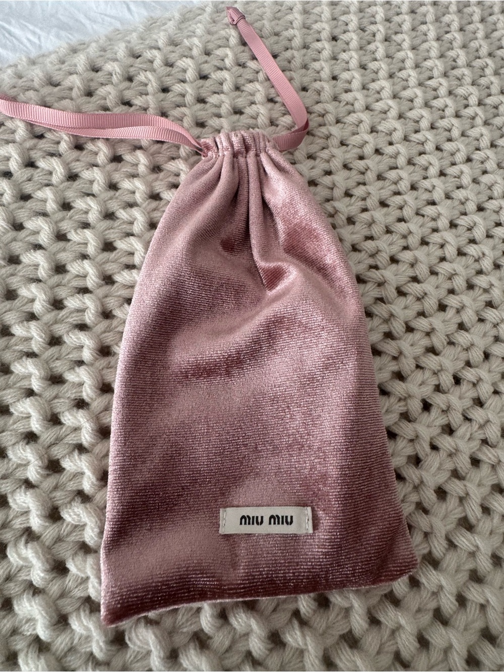 New Miu Miu Pink Velvet Drawstring Dust Sunglasses Pouch